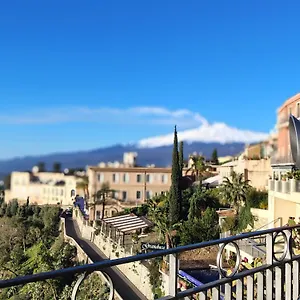 lyssa-holiday-apartments.sicilyhotelsitaly.net/