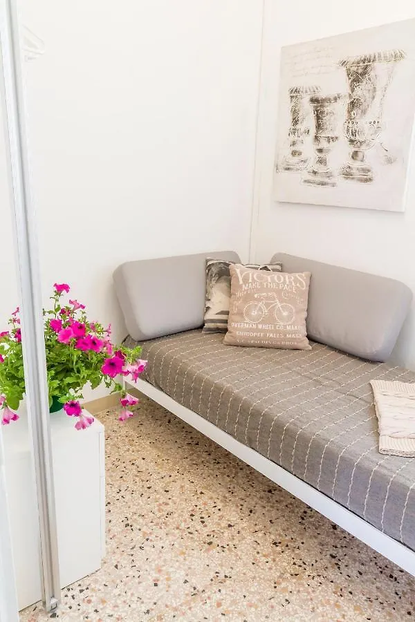 Dorsoduro Charme Apartments By Wonderful Italy Venice
